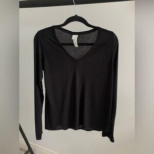 Super Soft V-Neck Long Sleeve Shirt